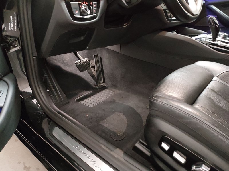 BMW 520d Touring Luxury-Line automatik • ACC • AHK — 7