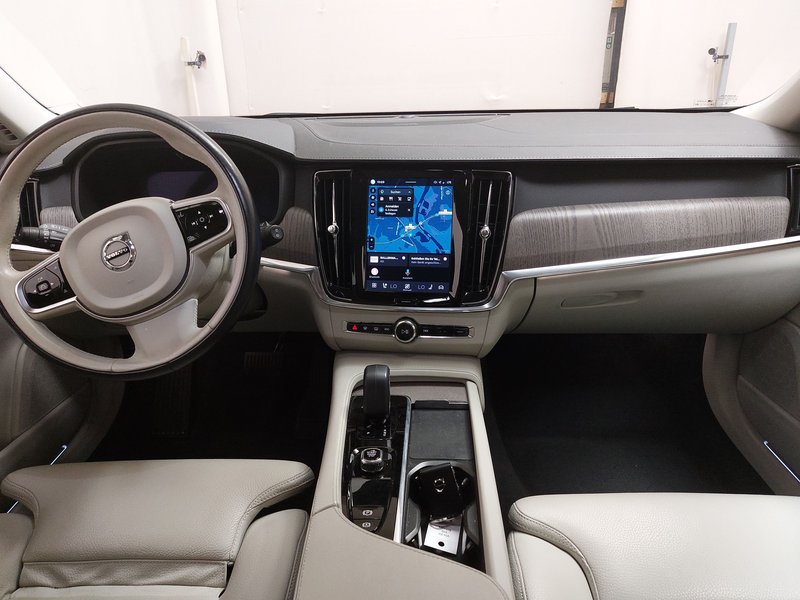 Volvo V90 B4 D Plus Bright automatik • ACC • el. peta vrata — 18