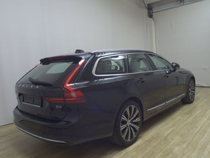 Volvo V90 B4 D Plus Bright automatik • ACC • el. peta vrata — 4