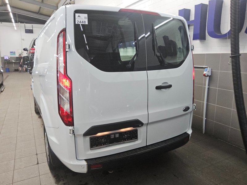 Ford Transit Custom 2.0 TDCi Trend automatik — 10