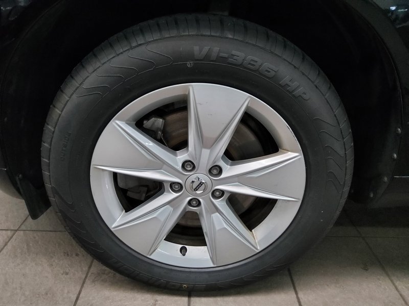 Volvo XC60 B4 D AWD automatik Core • električna vrata • Full LED — 11