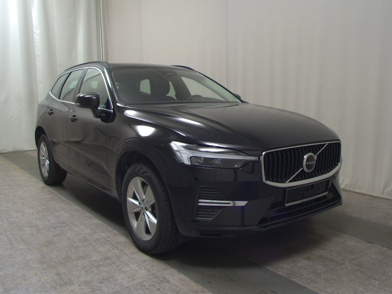Volvo XC60 B4 D AWD automatik Core • električna vrata • Full LED — 3