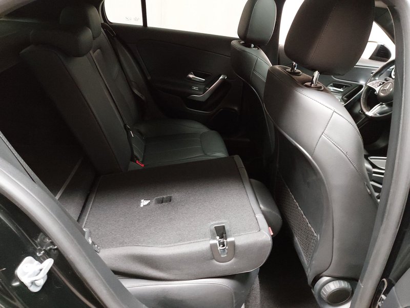 Mercedes-Benz A 250 e automatik Progressive • Full LED • digitalni instrumenti — 11