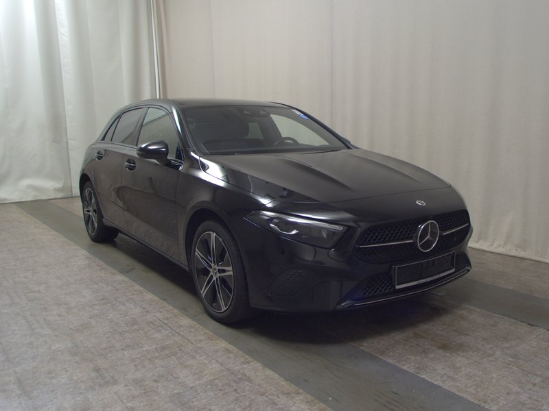Mercedes-Benz A 250 e automatik Progressive • Full LED • digitalni instrumenti — 3