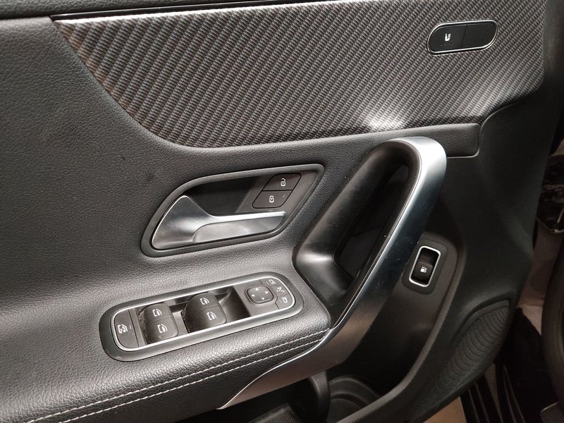 Mercedes-Benz A 250 e automatik Progressive • Full LED • digitalni instrumenti — 5