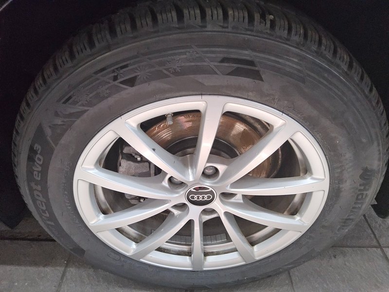 Audi A6 40 TDI automatik • ACC • digitalni instrumenti — 11