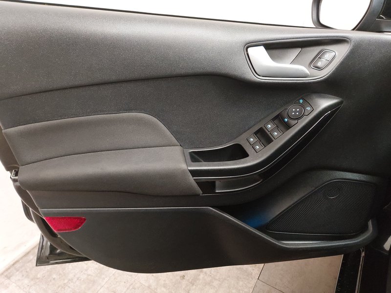 Ford Fiesta 1.0 Titanium X • Full LED — 10