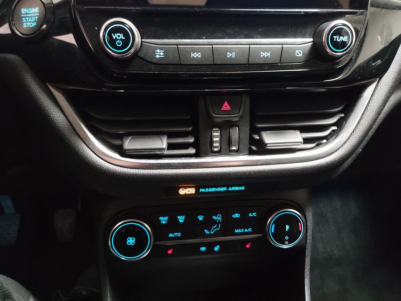 Ford Fiesta 1.0 Titanium X • Full LED — 22