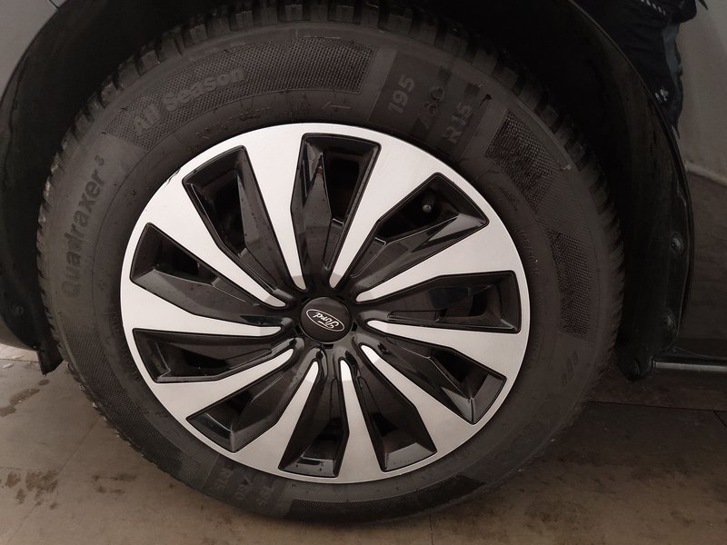 Ford Fiesta 1.0 Titanium X • Full LED — 7