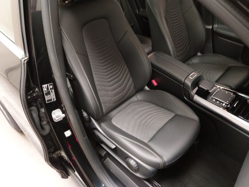 Mercedes-Benz GLA 220 d 4MATIC automatik Progressive • ACC • kuka — 10