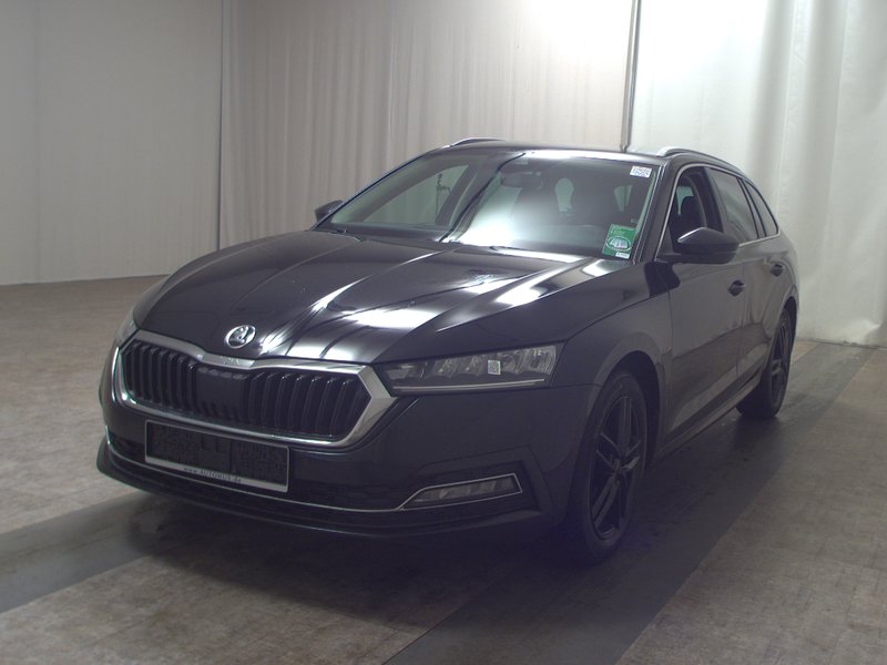 Škoda Octavia Kombi 1.5 TSI automatik Style • ACC • AHK — 2