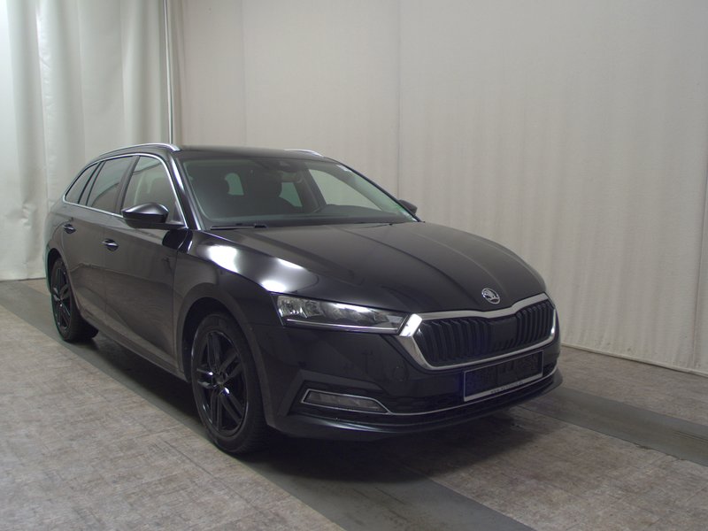 Škoda Octavia Kombi 1.5 TSI automatik Style • ACC • AHK — 3