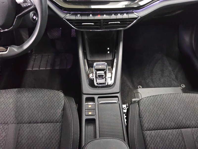 Škoda Octavia Kombi 1.5 TSI automatik Style • ACC • AHK — 6