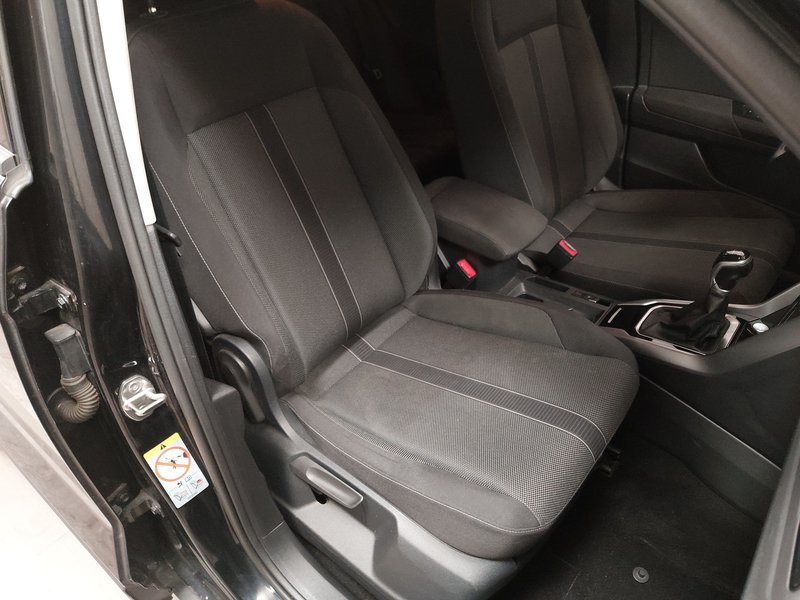 Volkswagen T-Roc 1.0 TSI Life • ACC • LED — 10