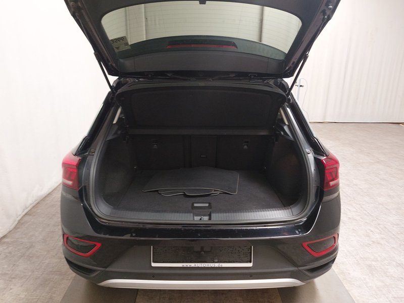Volkswagen T-Roc 1.0 TSI Life • ACC • LED — 15