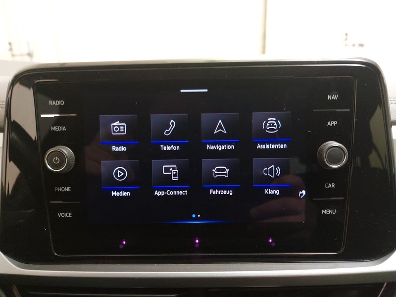 Volkswagen T-Roc 1.0 TSI Life • ACC • LED — 19