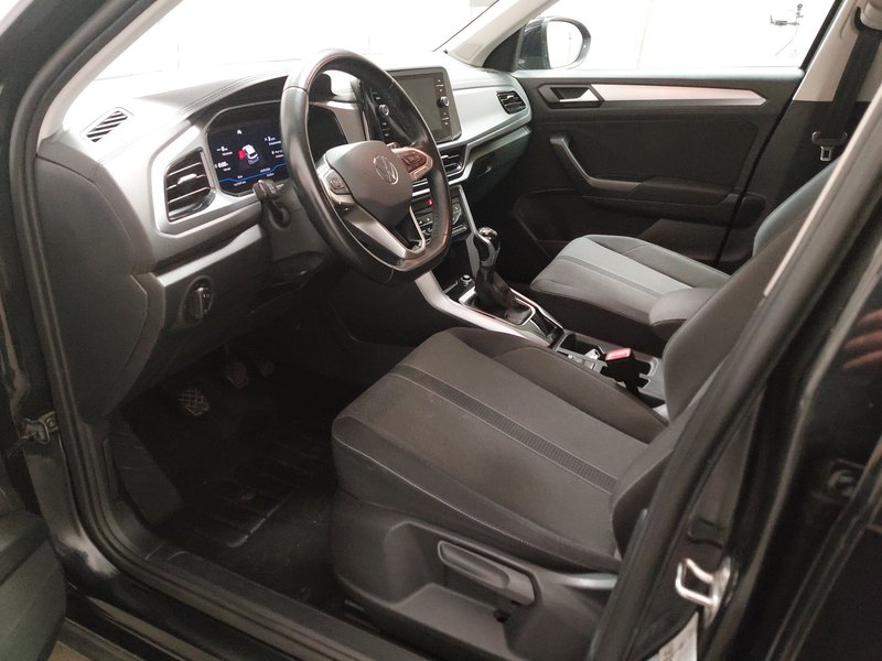 Volkswagen T-Roc 1.0 TSI Life • ACC • LED — 6