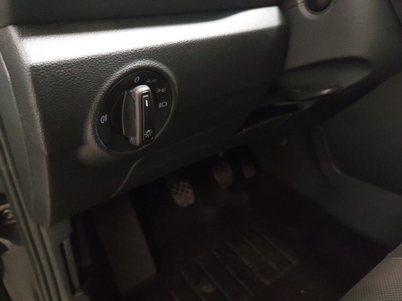 Volkswagen T-Roc 1.0 TSI Life • ACC • LED — 7