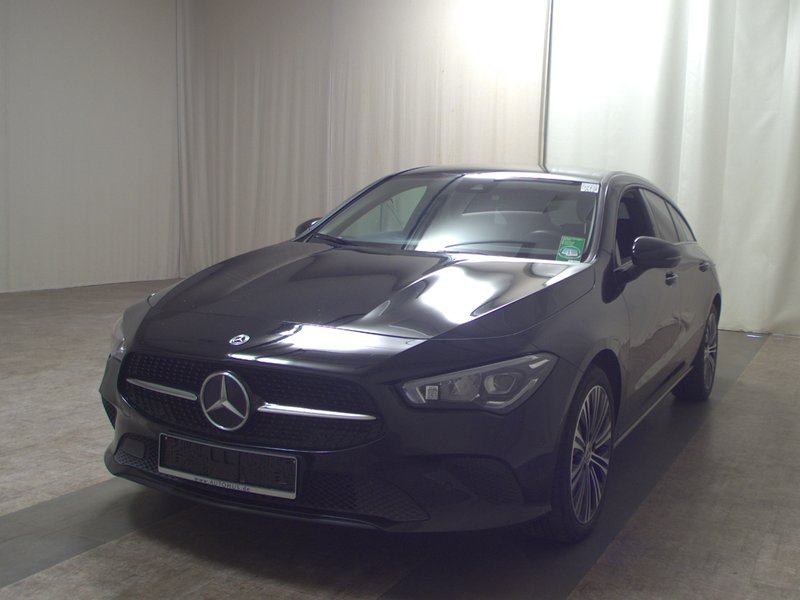 Mercedes-Benz CLA 220 d 4MATIC Shooting Brake automatik • Webasto • AHK — 2