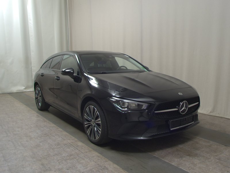 Mercedes-Benz CLA 220 d 4MATIC Shooting Brake automatik • Webasto • AHK — 3