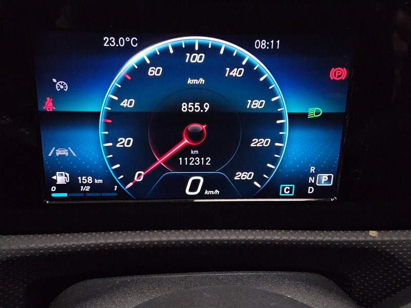 Mercedes-Benz CLA 220 d 4MATIC Shooting Brake automatik • Webasto • AHK — 8