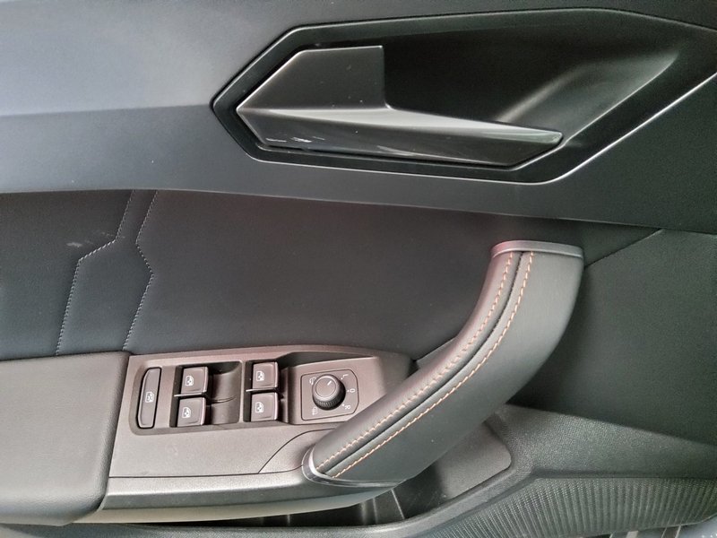 CUPRA Leon 2.0 TSI automatik • ACC • LED — 10