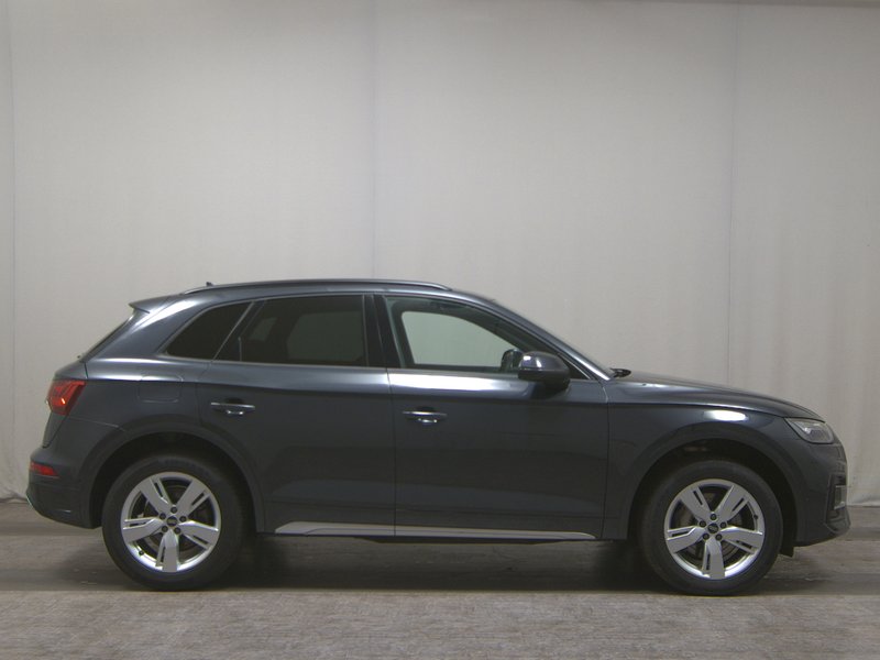 Audi Q5 50 TDI quattro automatik advanced • 360° kamera • el. peta vrata
