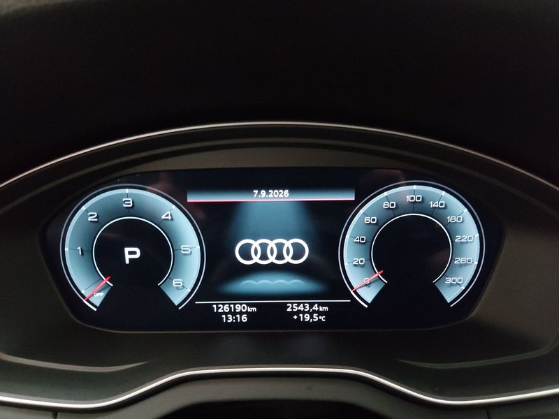 Audi Q5 50 TDI quattro automatik advanced • 360° kamera • el. peta vrata — 17
