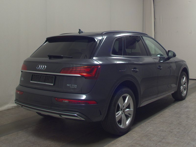Audi Q5 50 TDI quattro automatik advanced • 360° kamera • el. peta vrata — 4