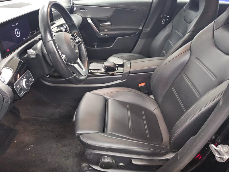 Mercedes-Benz CLA 200 d Shooting Brake automatik Progressive • LED — 9