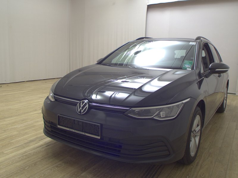Volkswagen Golf 8 Variant 2.0 TDI automatik Life • ACC • bežično punjenje — 2