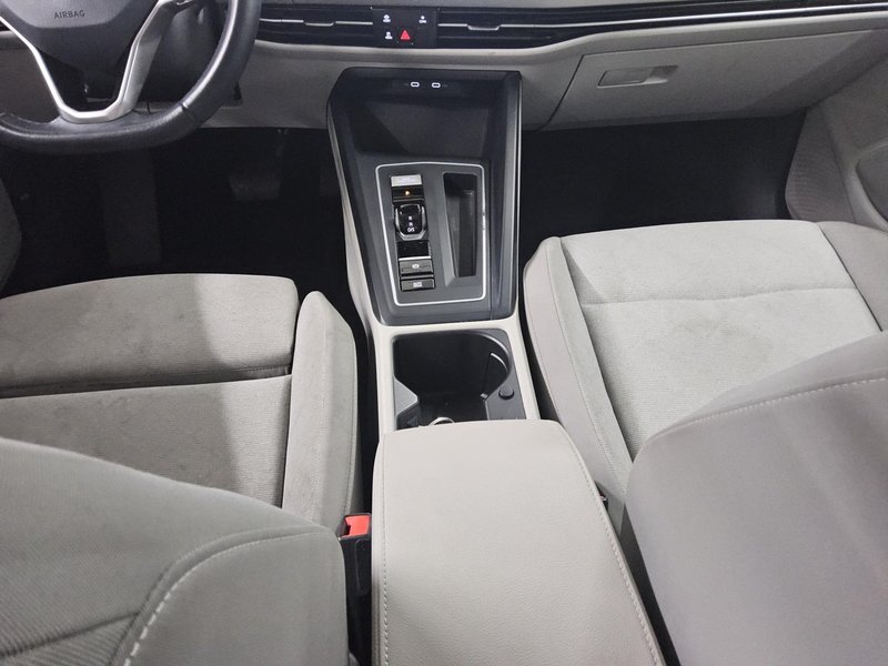 Volkswagen Golf 8 Variant 2.0 TDI automatik Life • ACC • bežično punjenje — 6