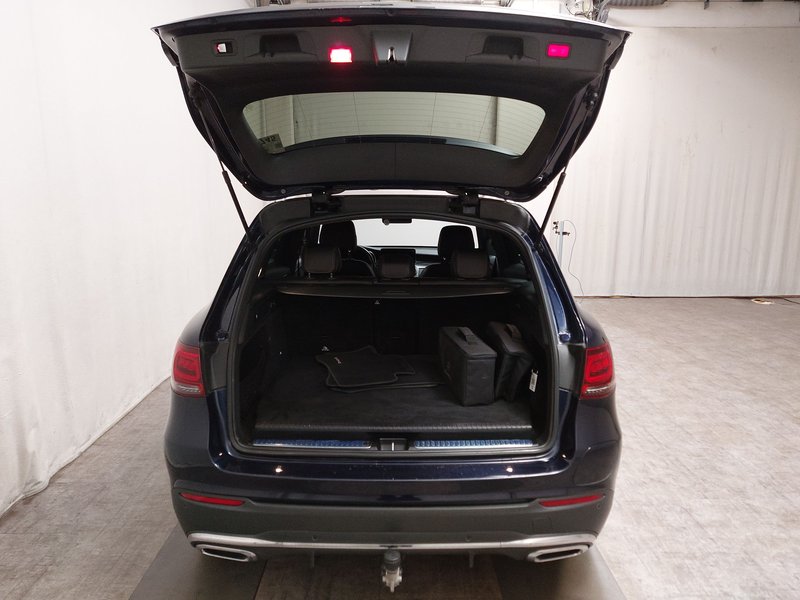 Mercedes-Benz GLC 300 de 4MATIC automatik AMG-Line • električna peta vrata — 16