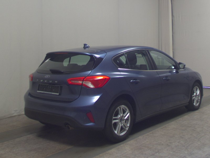 Ford Focus 1.5 EcoBlue automatik Cool&Connect • 360° kamera • LED — 4