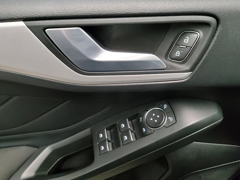 Ford Focus 1.5 EcoBlue automatik Cool&Connect • 360° kamera • LED — 9