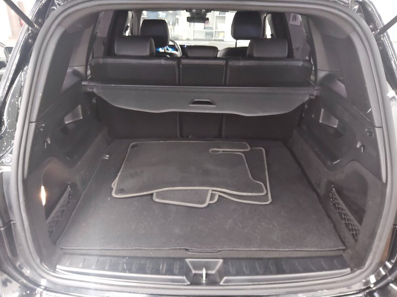 Mercedes-Benz GLB 220 d automatik Progressive • LED • digitalni instrumenti — 12