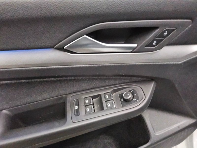 Volkswagen Golf 8 Variant 2.0 TDI automatik Life • ACC • koža — 10