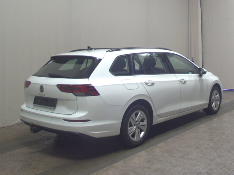 Volkswagen Golf 8 Variant 2.0 TDI automatik Life • ACC • koža — 4