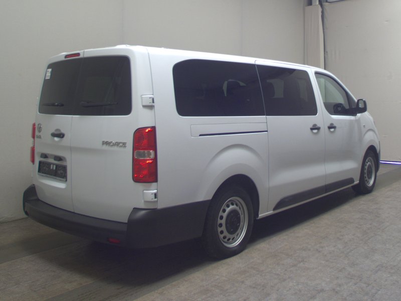 Toyota Proace 2.0 D-4D L2 — 4