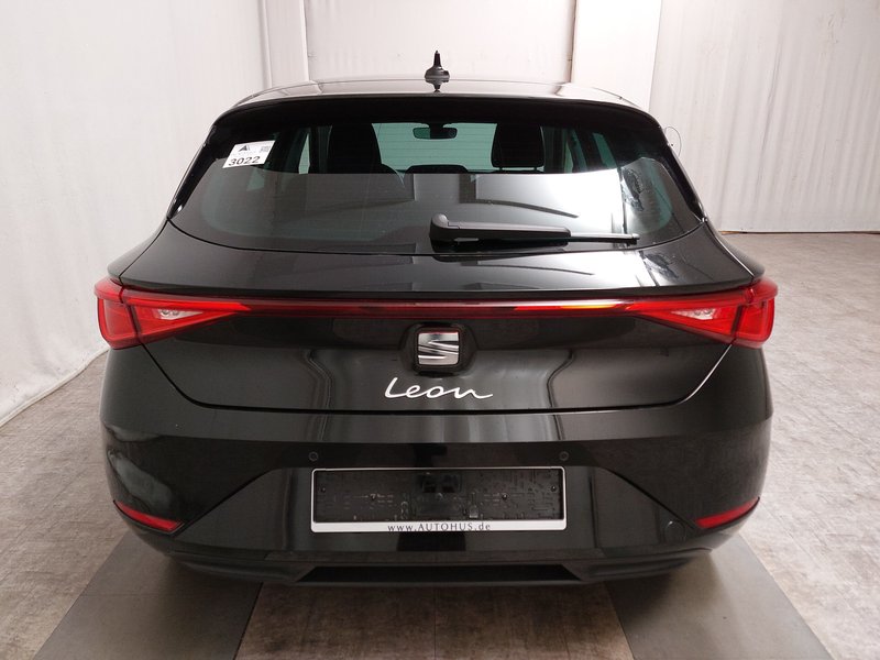 SEAT Leon 2.0 TDI automatik Style • Full LED • digitalni instrumenti — 14