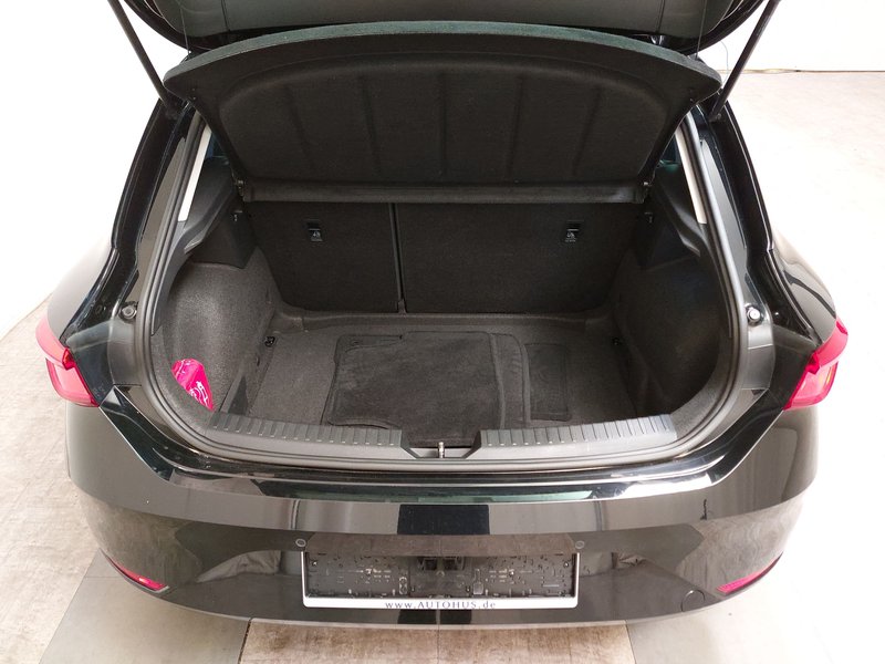 SEAT Leon 2.0 TDI automatik Style • Full LED • digitalni instrumenti — 15