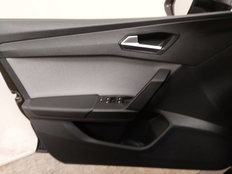 SEAT Leon 2.0 TDI automatik Style • Full LED • digitalni instrumenti — 5