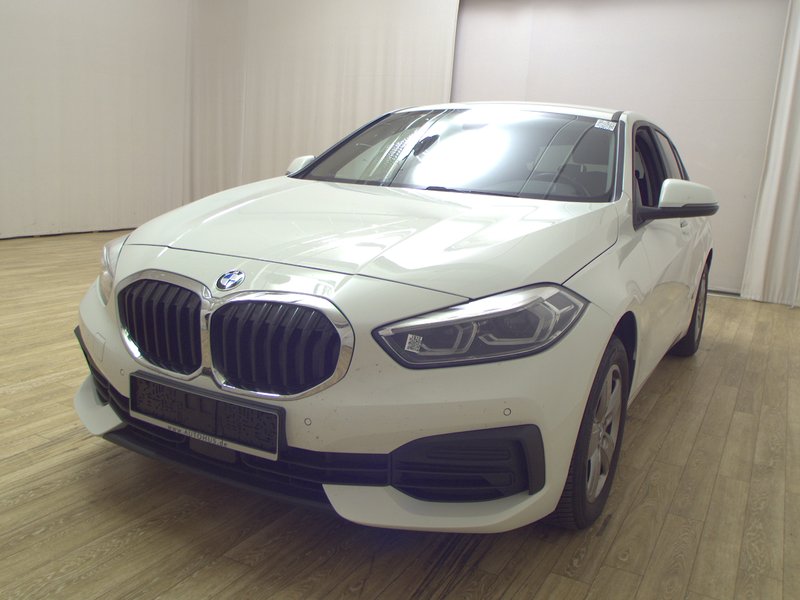 BMW 118i automatik Advantage • Full LED • digitalni instrumenti — 2