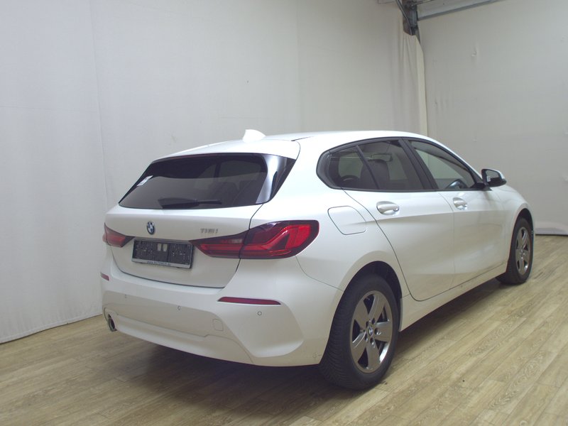 BMW 118i automatik Advantage • Full LED • digitalni instrumenti — 4