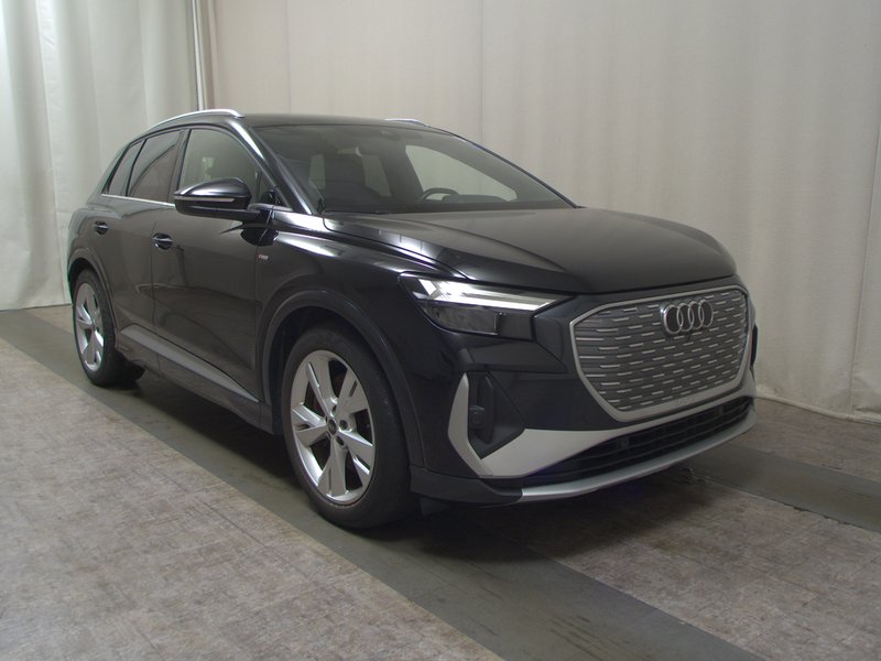 Audi Q4 e-tron 40 S line • ACC • LED — 3