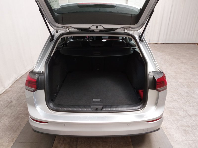 Volkswagen Golf Variant 2.0 TDI Life • ACC • Sjedala s memorijom — 15
