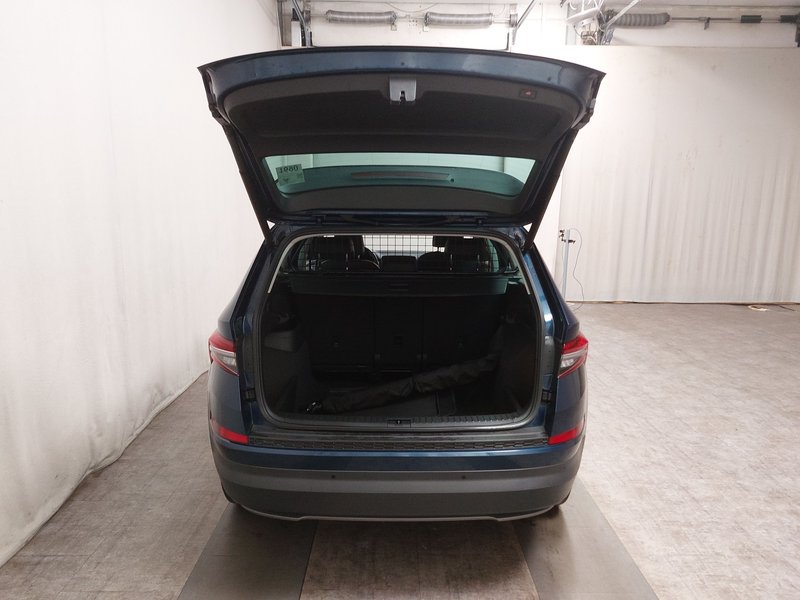 Škoda Kodiaq 2.0 TDI Style automatik • ACC • Full LED — 17