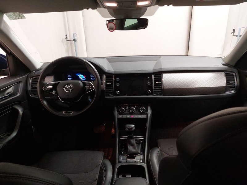 Škoda Kodiaq 2.0 TDI Style automatik • ACC • Full LED — 18