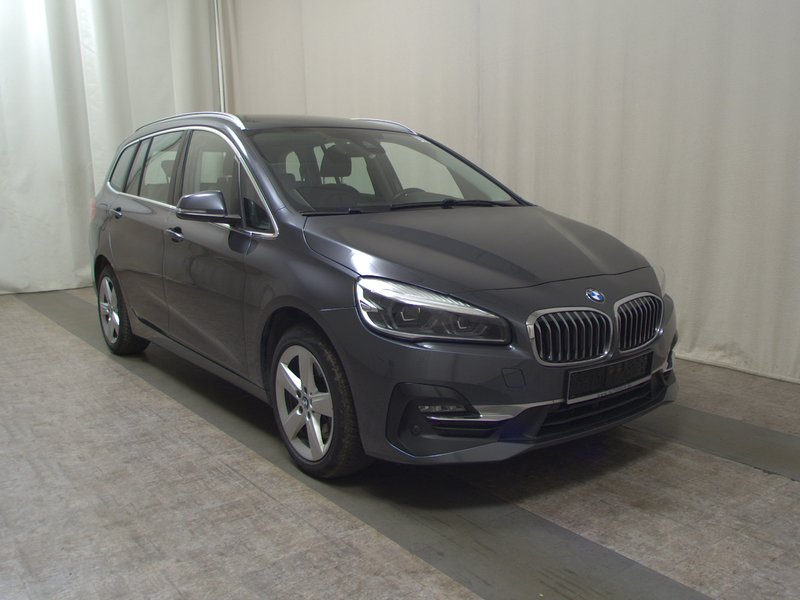 BMW 218d Luxury Line • električna peta vrata • LED — 3
