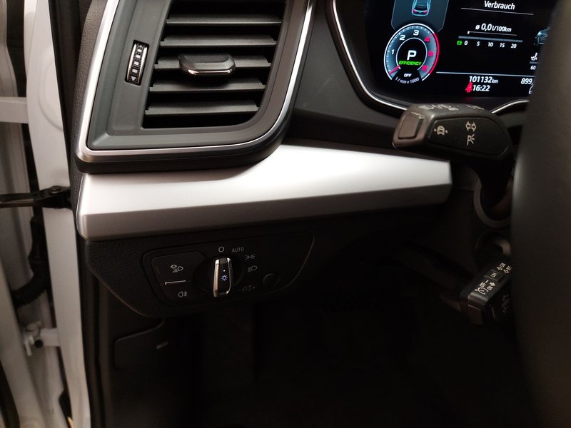 Audi Q5 50 TDI quattro automatik advanced • 360° kamera • ACC — 7